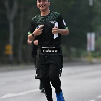 Runner Photo 8370933