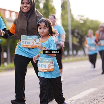 Runner Photo 8370946