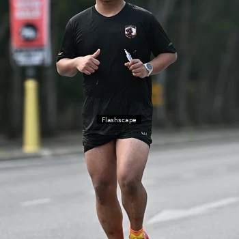 Runner Photo 8370958