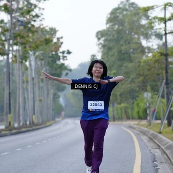 Runner Photo 8371010