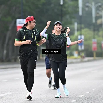 Runner Photo 8371032
