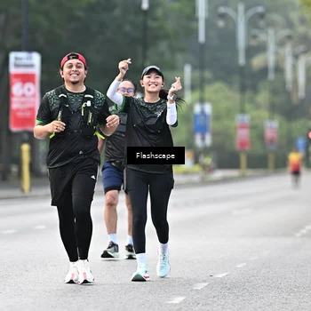 Runner Photo 8371039