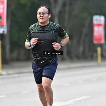 Runner Photo 8371060