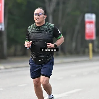 Runner Photo 8371062