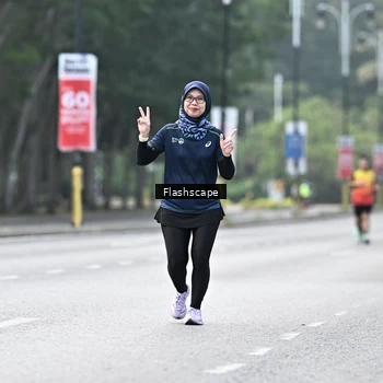 Runner Photo 8371065