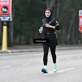 Runner Photo 8371082