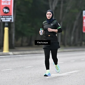 Runner Photo 8371083