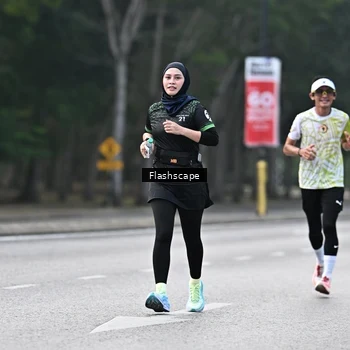 Runner Photo 8371084