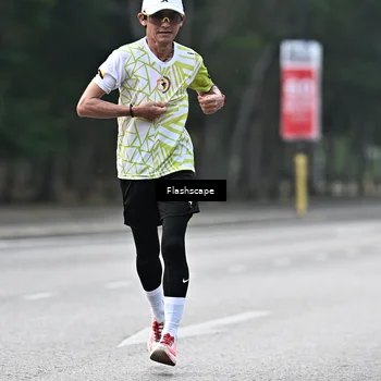 Runner Photo 8371094