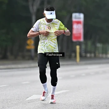 Runner Photo 8371100