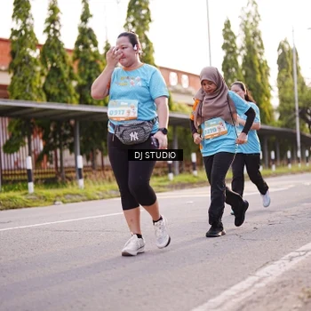 Runner Photo 8371104