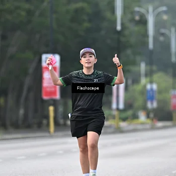 Runner Photo 8371105