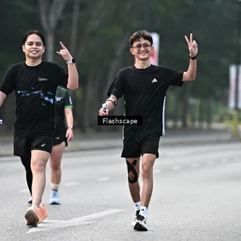Runner Photo 8371110