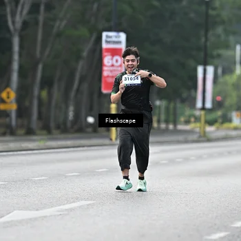 Runner Photo 8371133
