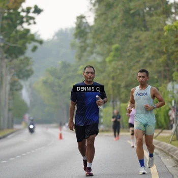 Runner Photo 8371140