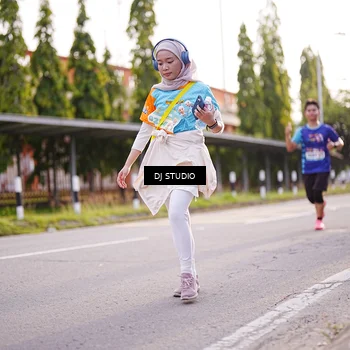 Runner Photo 8371161