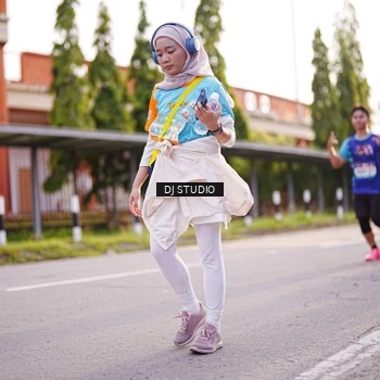 Runner Photo 8371164