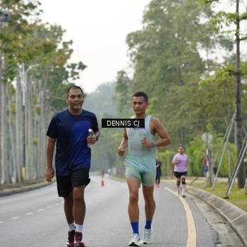 Runner Photo 8371168