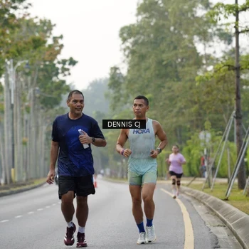 Runner Photo 8371170