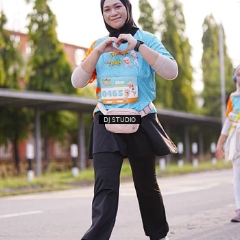 Runner Photo 8371174
