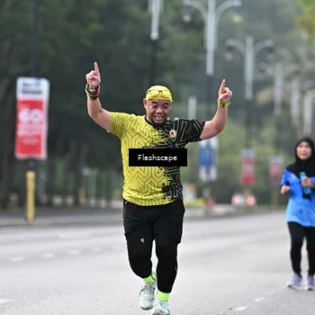 Runner Photo 8371239