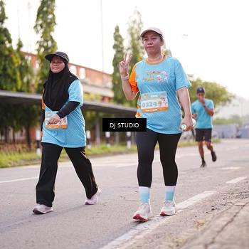Runner Photo 8371241