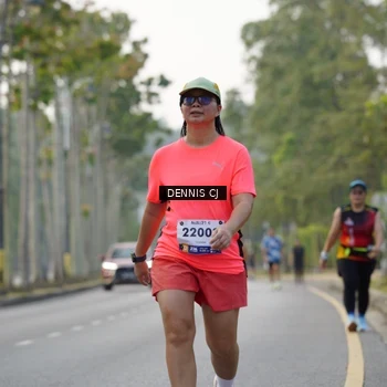 Runner Photo 8371273