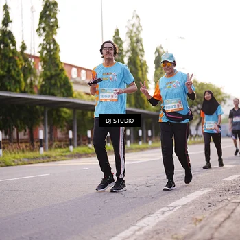 Runner Photo 8371303