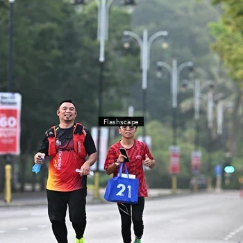 Runner Photo 8371311