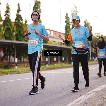 Runner Photo 8371360