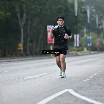 Runner Photo 8371409
