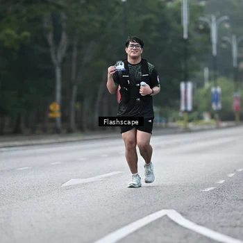 Runner Photo 8371412