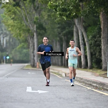 Runner Photo 8371448