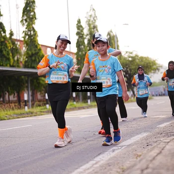Runner Photo 8371458