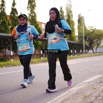 Runner Photo 8371499