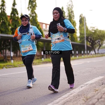 Runner Photo 8371500
