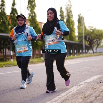 Runner Photo 8371502