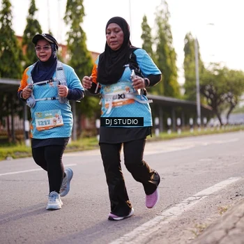 Runner Photo 8371504