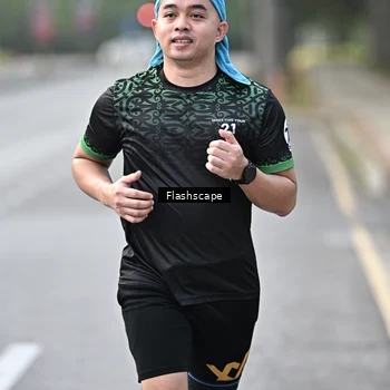 Runner Photo 8371511