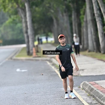 Runner Photo 8371534
