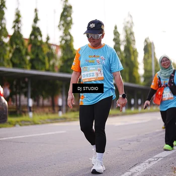 Runner Photo 8371545