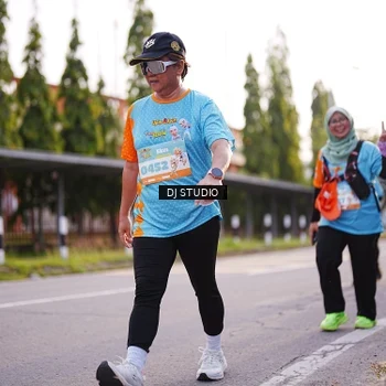 Runner Photo 8371553