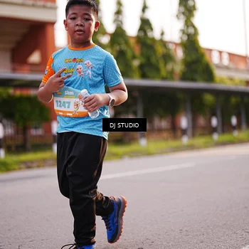 Runner Photo 8371668