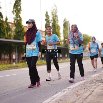 Runner Photo 8371689