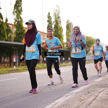 Runner Photo 8371692