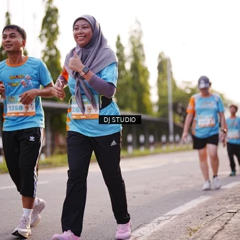 Runner Photo 8371725