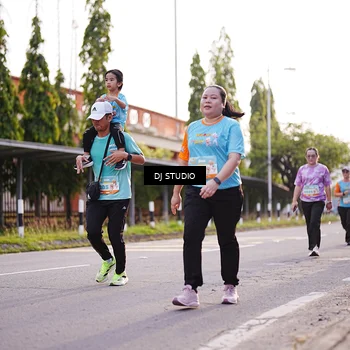 Runner Photo 8371783