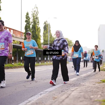 Runner Photo 8371818