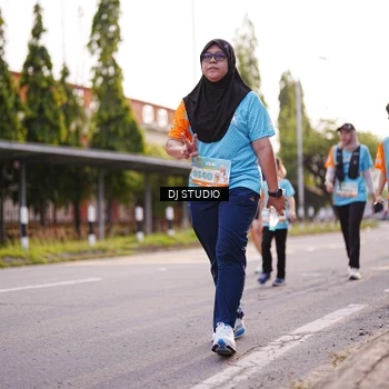 Runner Photo 8371833