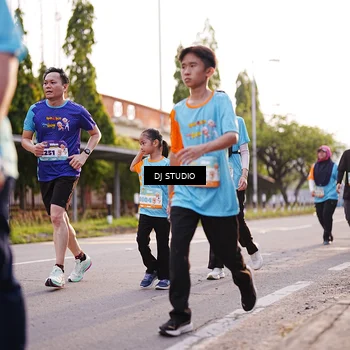 Runner Photo 8371839